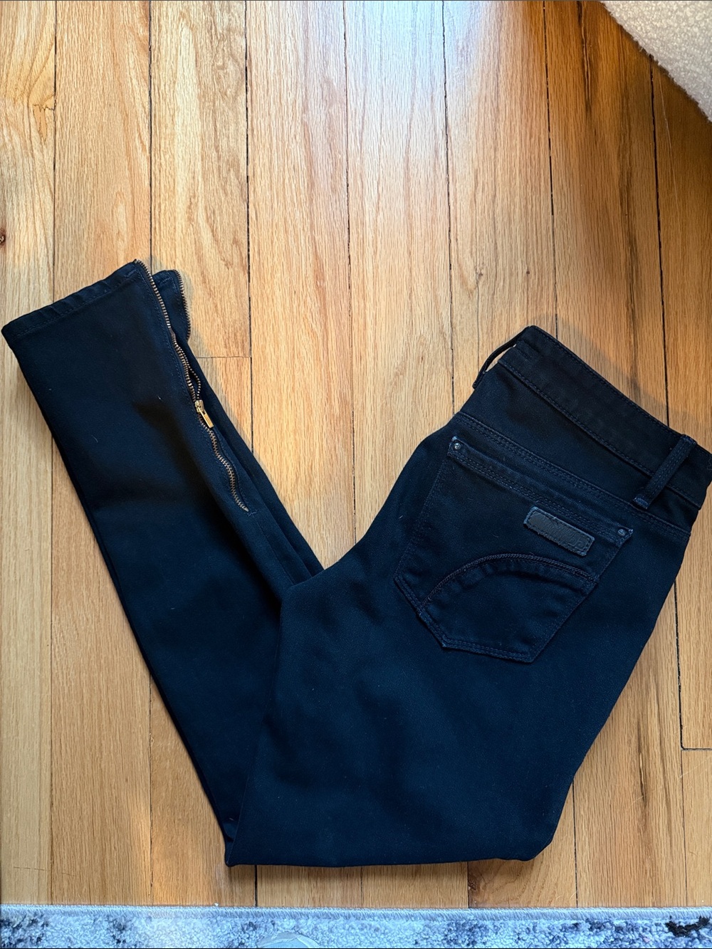 Joe's Jeans Black Ankle Chelsea Skinny Jeans with Zip Hem